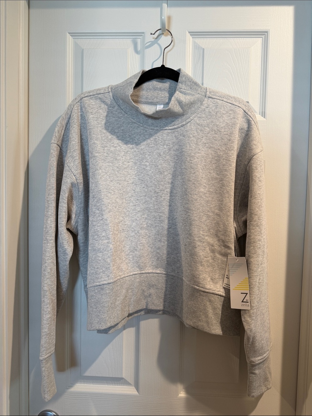 Zella Gray Cropped Funnel Neck Sweatshirt